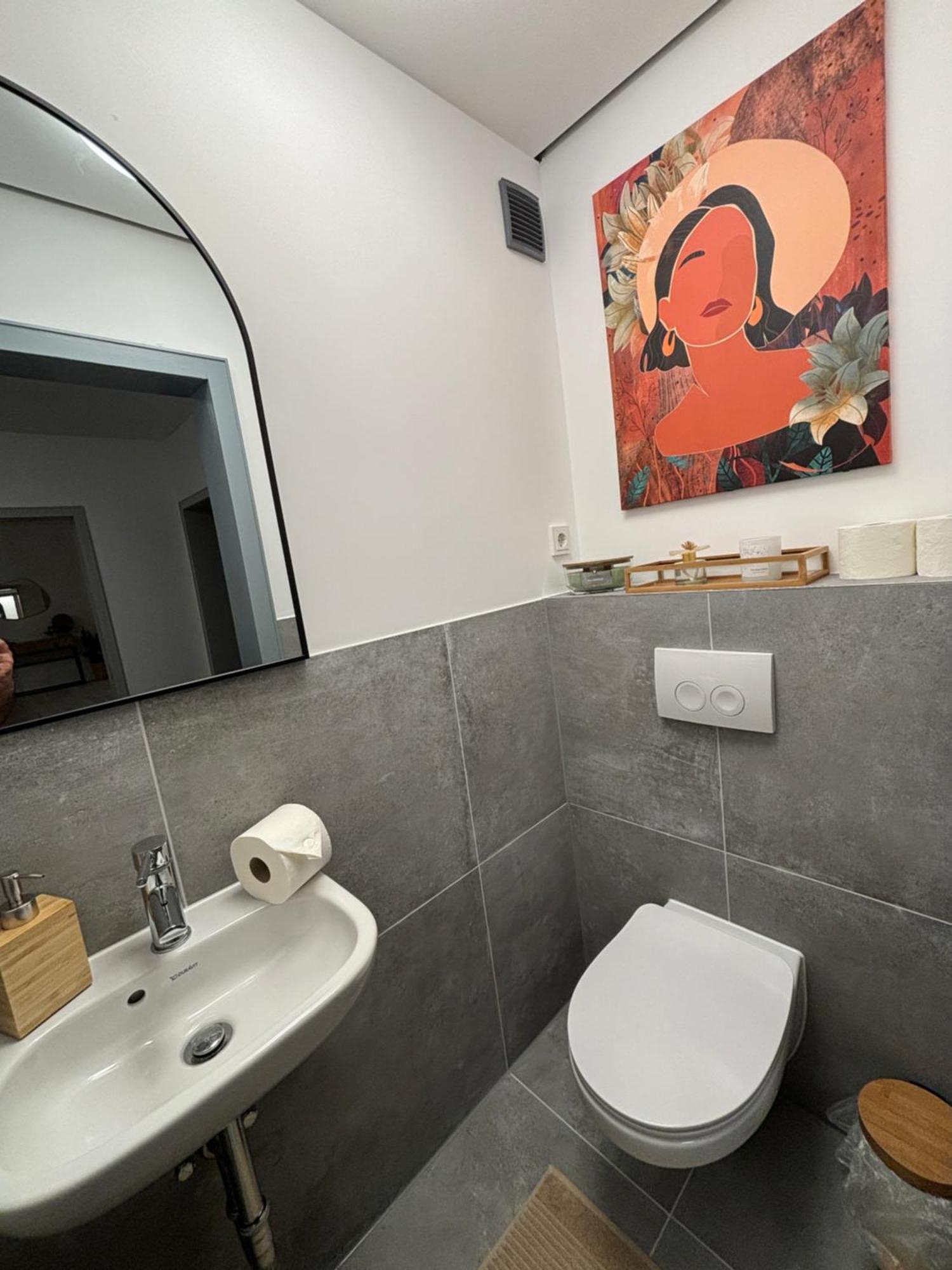 140Qm - 4 Zimmer- Parkplatz - Autobahn - Blauer See - Mallibase Apartments Гарбсен Екстериор снимка